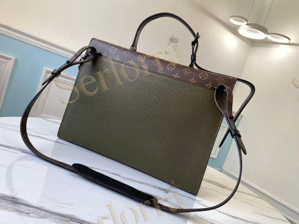LOUIS VUITTON ROBUSTO BRIEFCASE