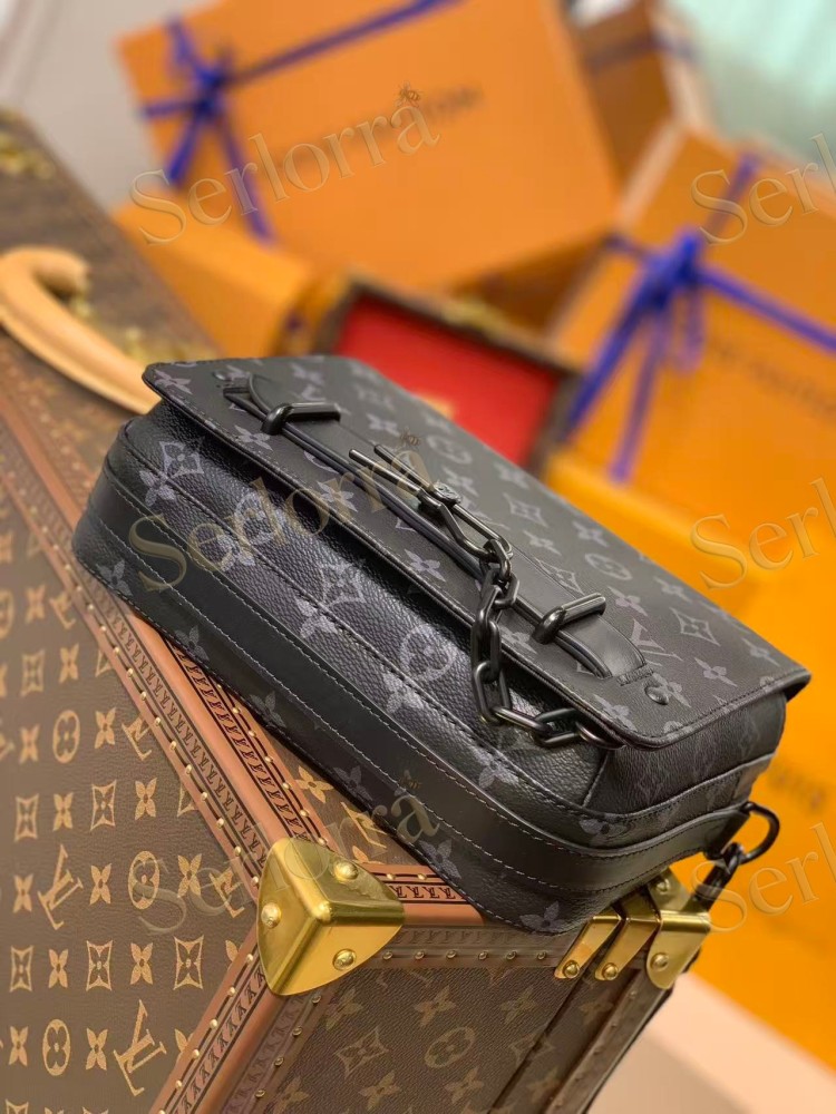 LOUIS VUITTON STEAMER MESSENGER