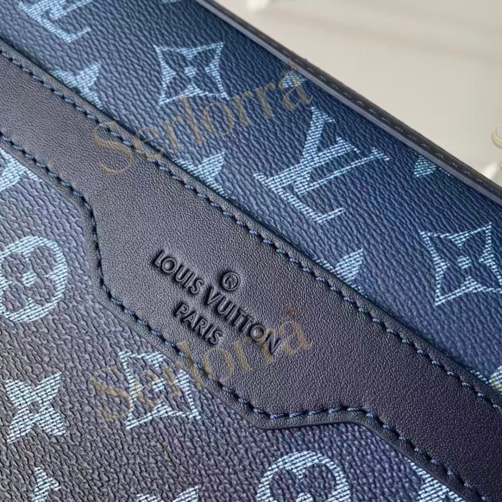 LOUIS VUITTON TRIO MESSENGER BLEU