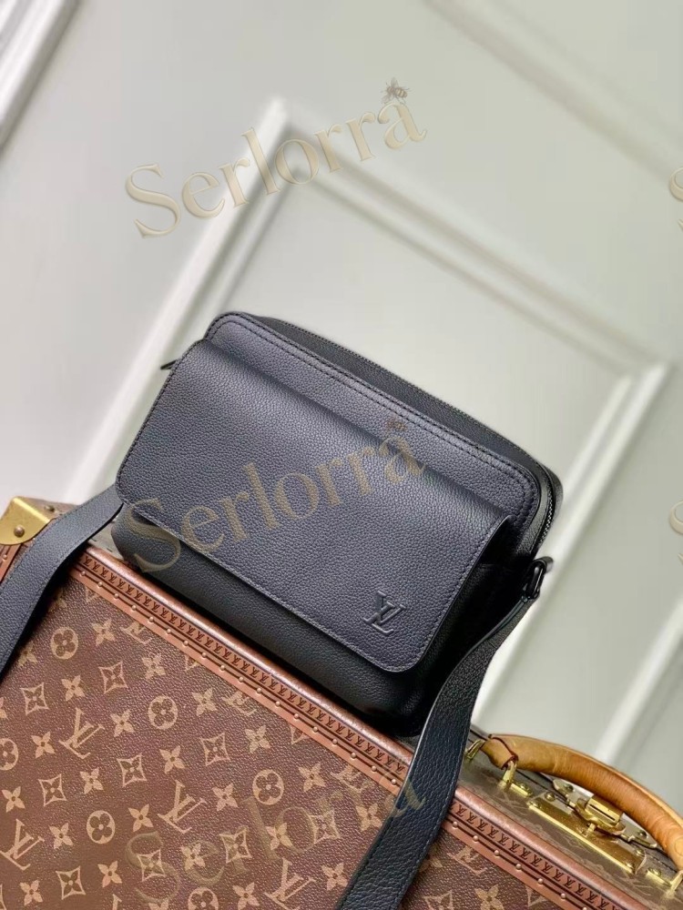 LOUIS VUITTON BOARDING