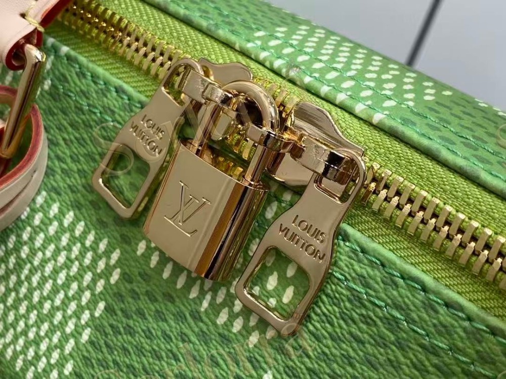 LOUIS VUITTON KEEPALL BANDOULIÈRE 50