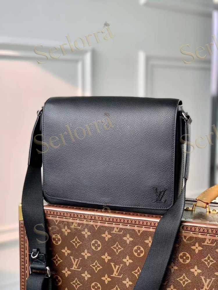 LOUIS VUITTON DISTRICT PM