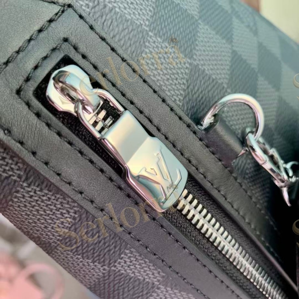 LOUIS VUITTON DUO SLINGBAG