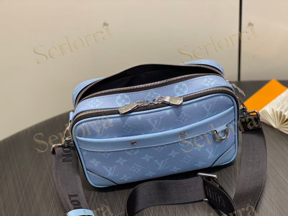 LOUIS VUITTON ALPHA MESSENGER