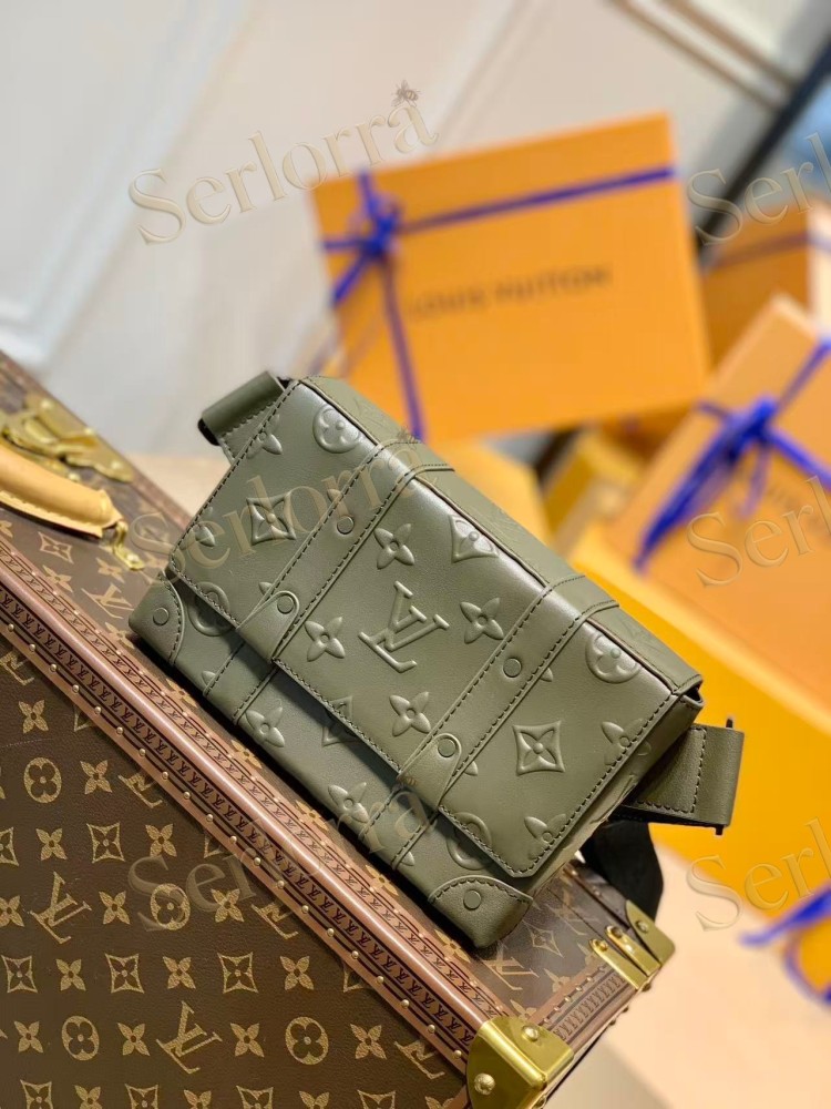 LOUIS VUITTON TRUNK SLING BAG