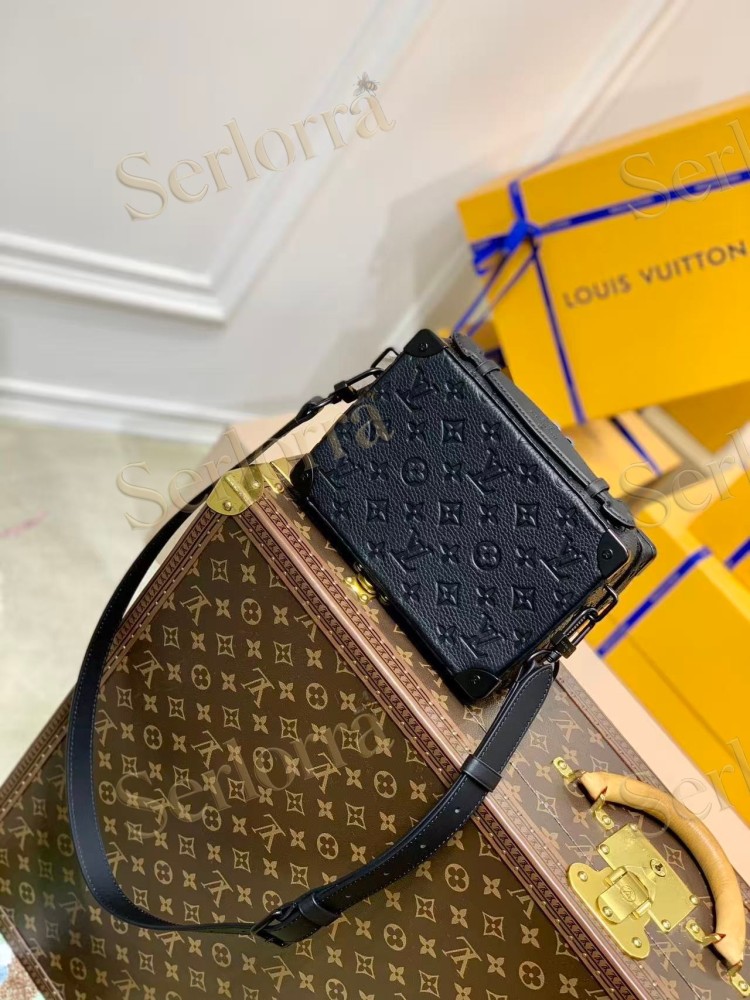 LOUIS VUITTON HANDLE SOFT TRUNK