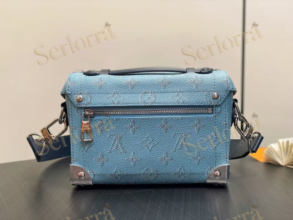 LOUIS VUITTON SOUL TRUNK