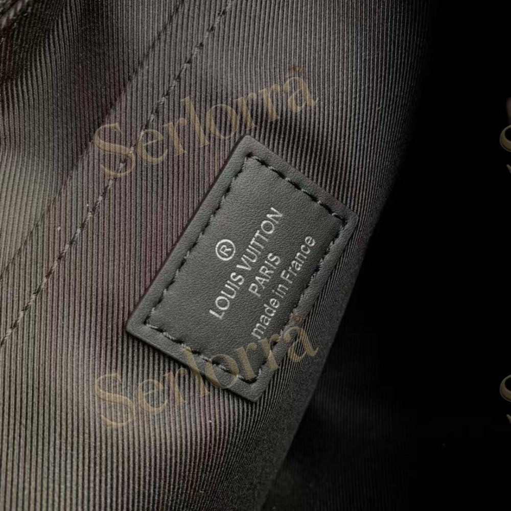 LOUIS VUITTON KEEPALL BANDOULIÈRE 25
