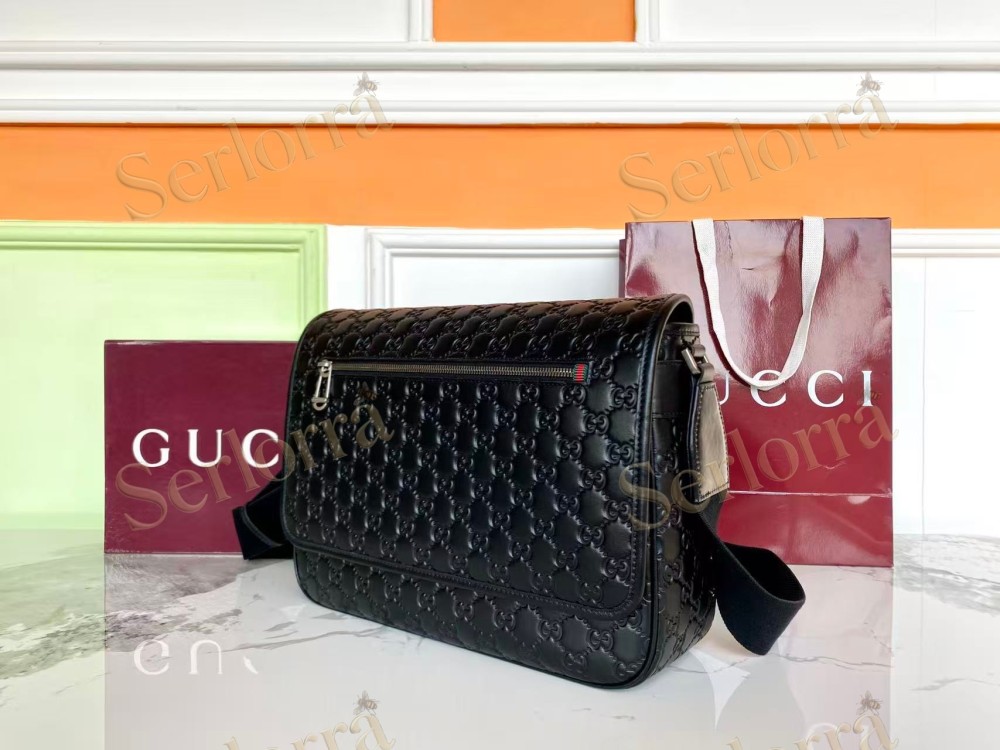 GUCCI GG EMBLEM MEDIUM CROSSBODY BAG