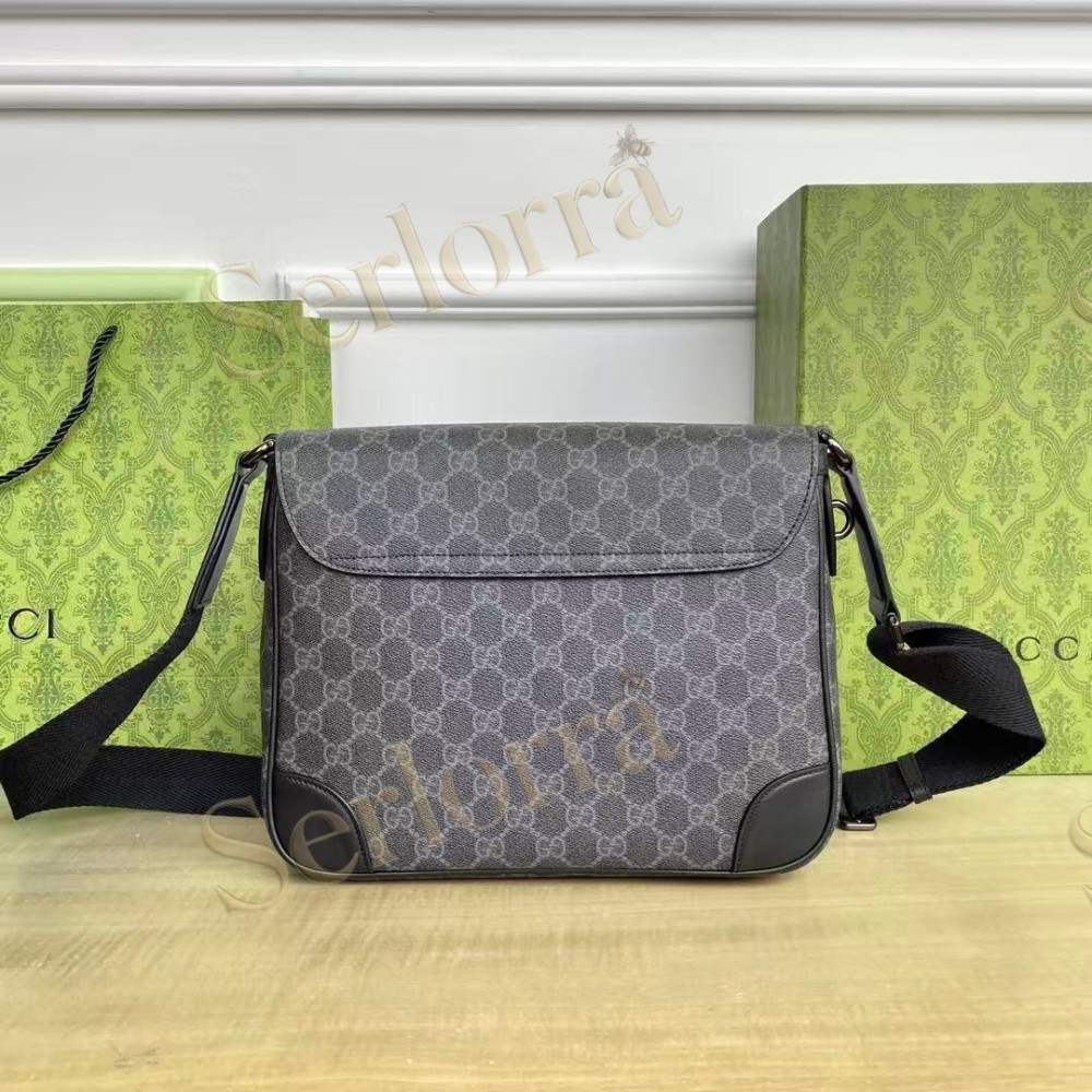 GUCCI GG EMBLEM MEDIUM CROSSBODY BAG