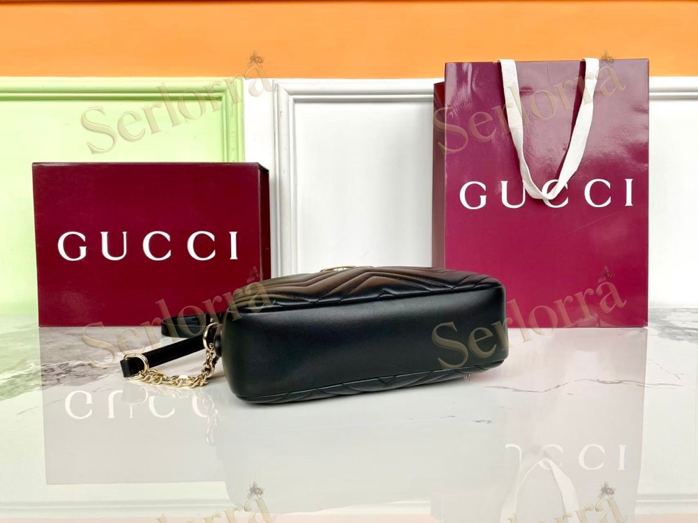 GUCCI GG MARMONT SMALL CAMERA BAG
