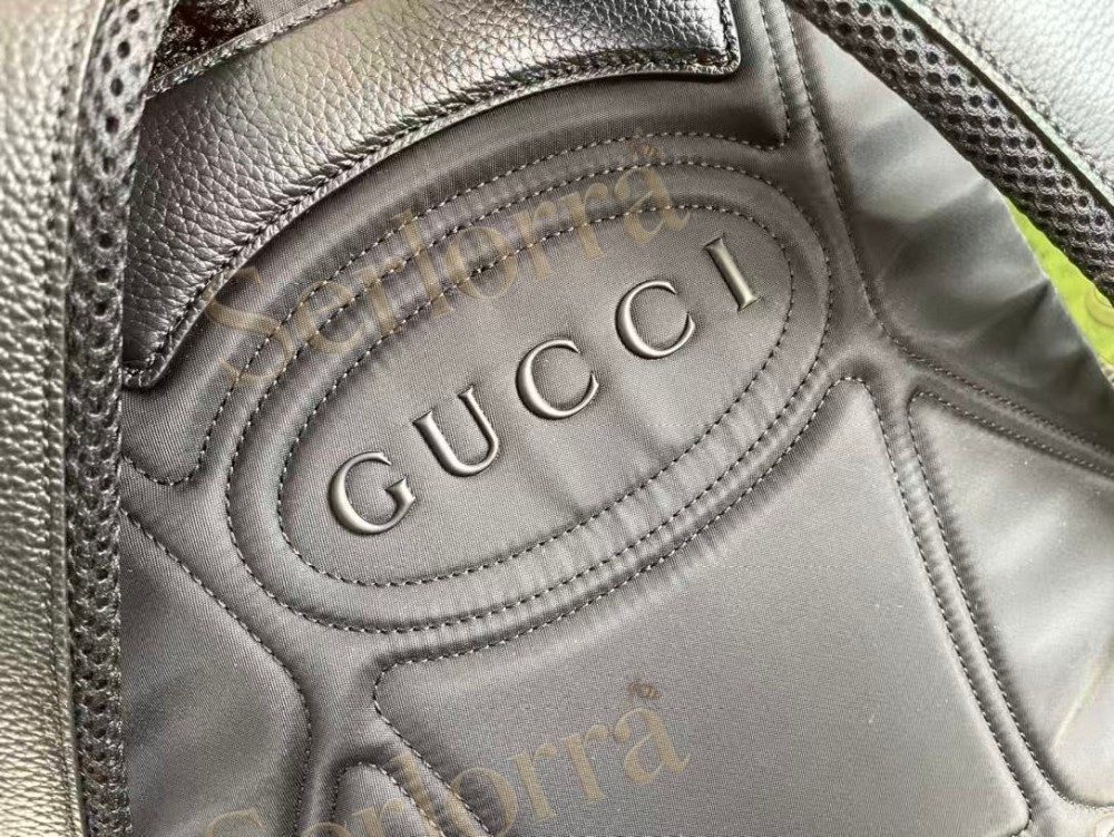 GUCCI MEDIUM JUMBO GG BACKPACK