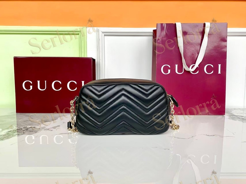 GUCCI GG MARMONT SMALL CAMERA BAG
