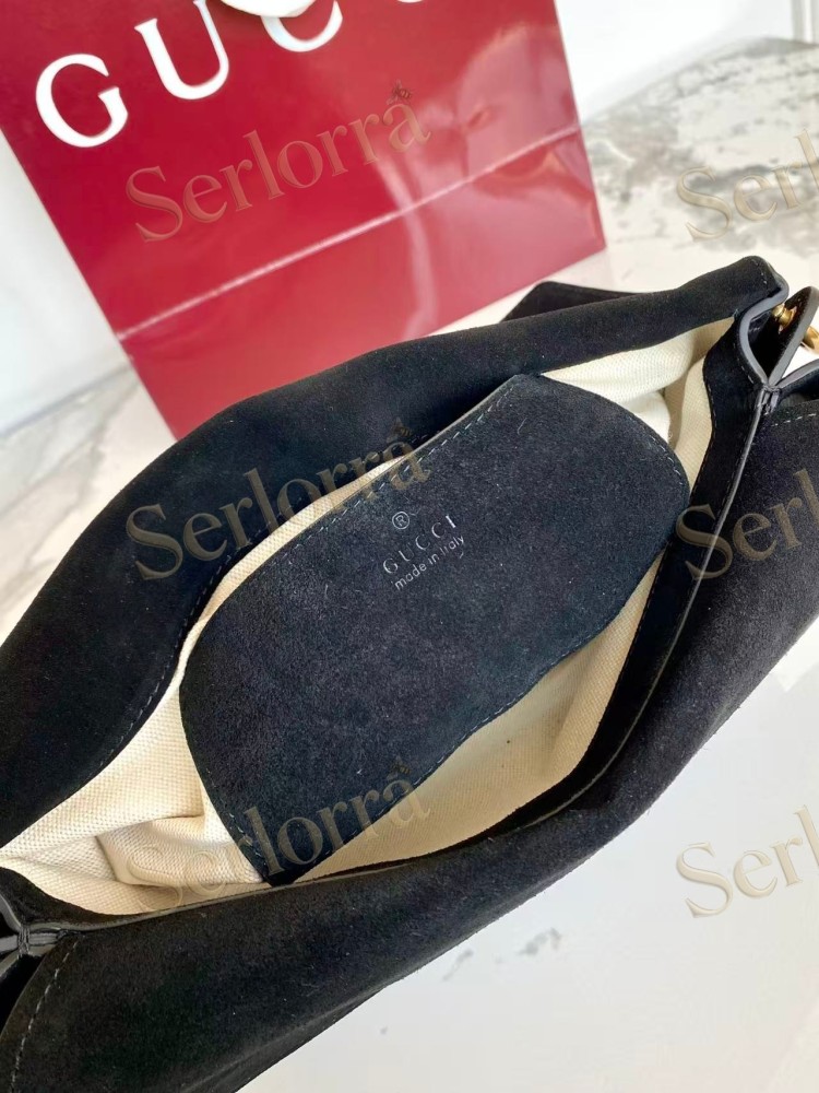 GUCCI MEDIUM SHOULDER BAG WITH CHAIN