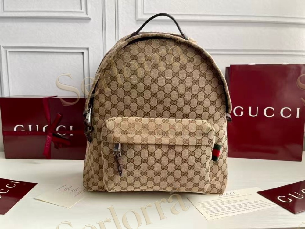 GUCCI MEDIUM GG BACKPACK WITH WEB