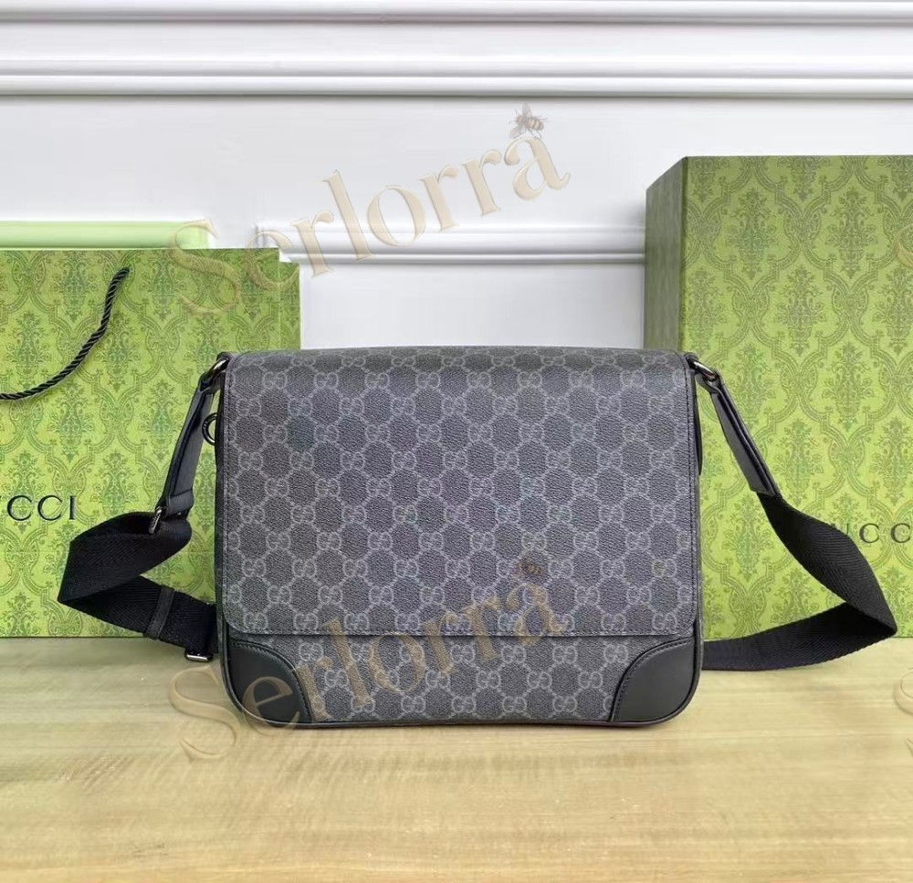 GUCCI GG EMBLEM MEDIUM CROSSBODY BAG