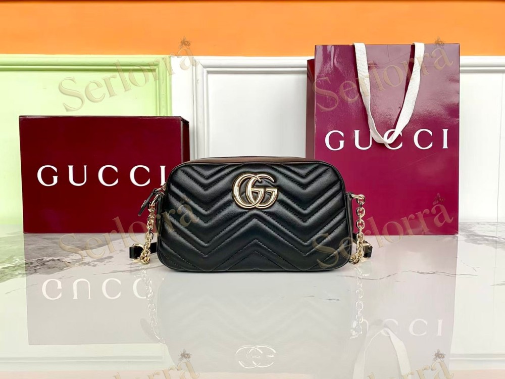 GUCCI GG MARMONT SMALL CAMERA BAG