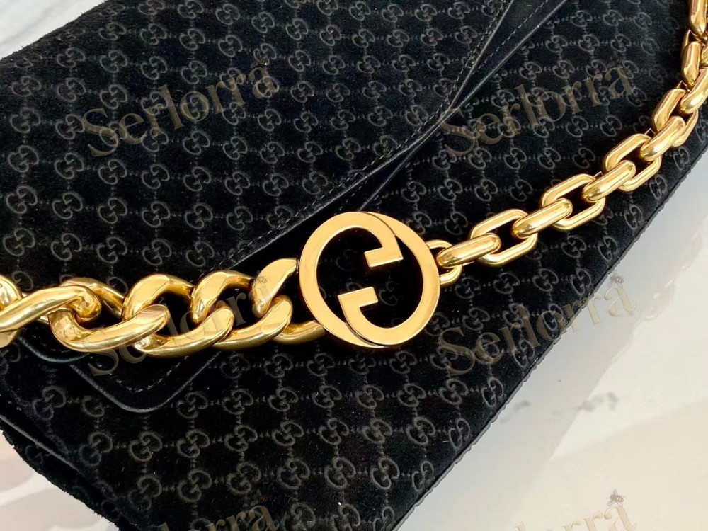 GUCCI MEDIUM SHOULDER BAG WITH CHAIN