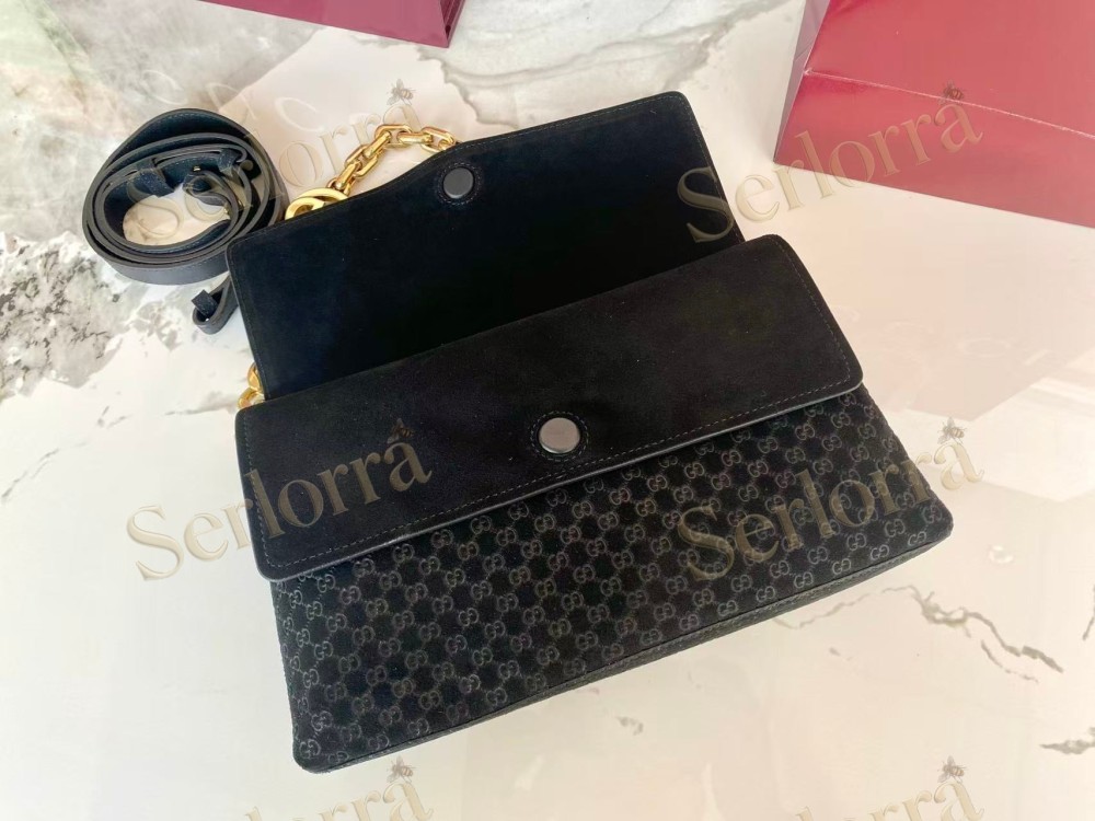 GUCCI MEDIUM SHOULDER BAG WITH CHAIN