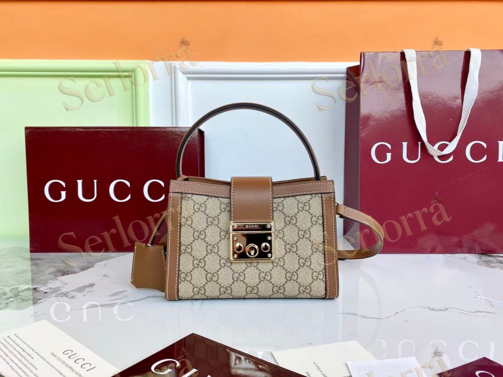 GUCCI PADLOCK SMALL TOP HANDLE BAG