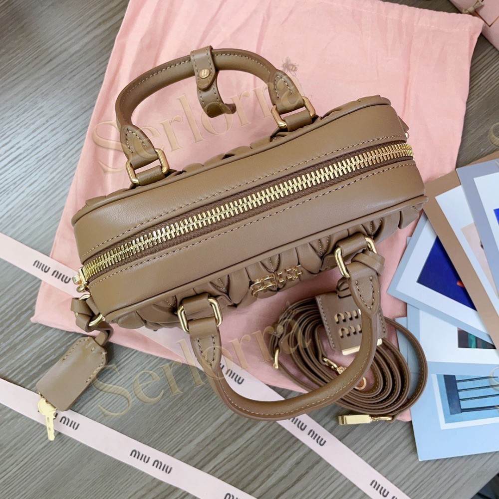 MIU MIU ARCADIE MATELASSÉ HANDBAG