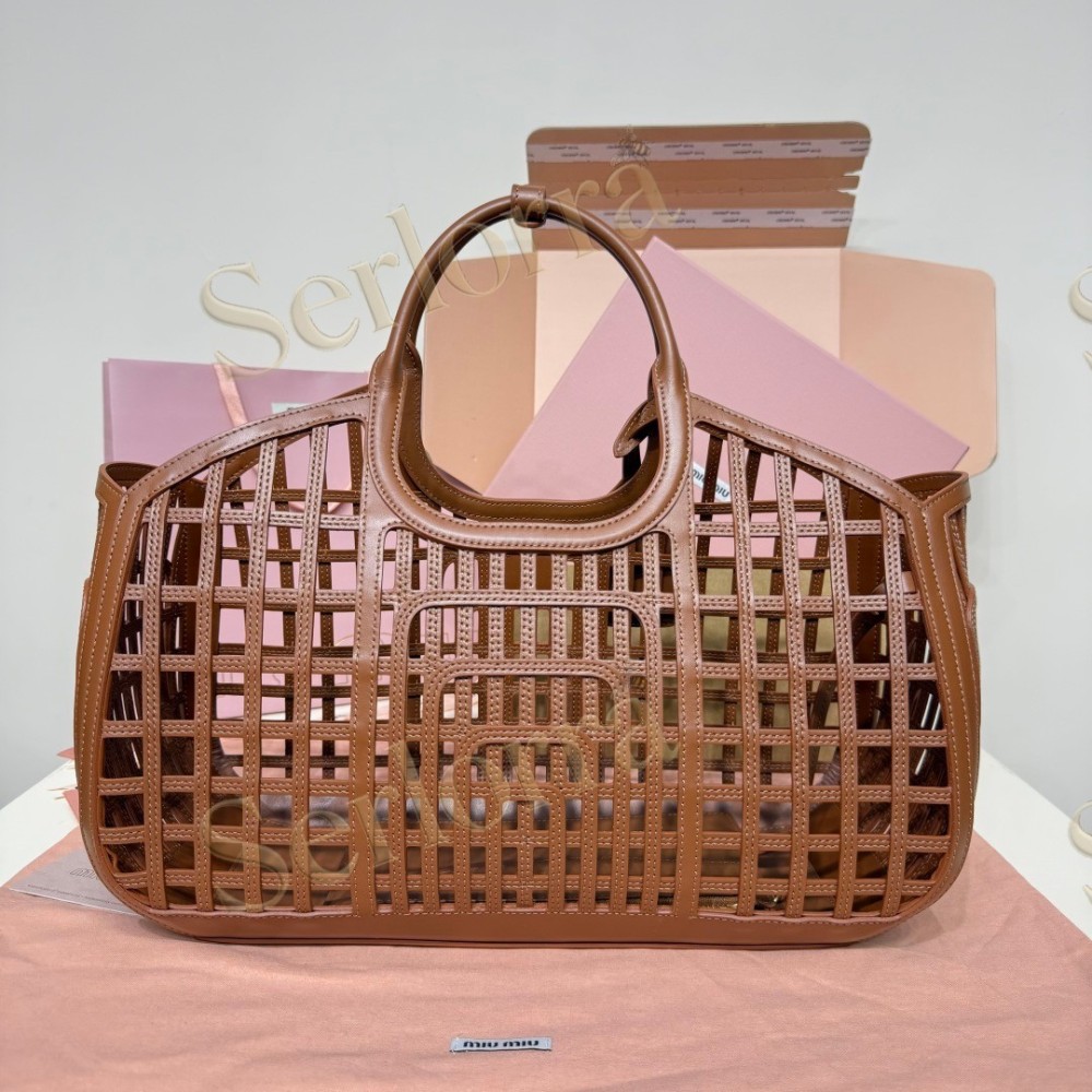 MIU MIU SHOULDER BAG