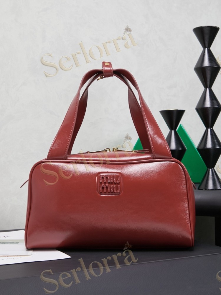 MIU MIU BAULLET LEATHER BAG