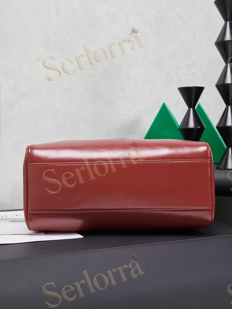 MIU MIU BAULLET LEATHER BAG