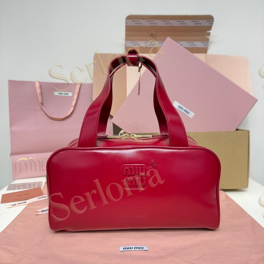 MIU MIU BAULLET LEATHER BAG