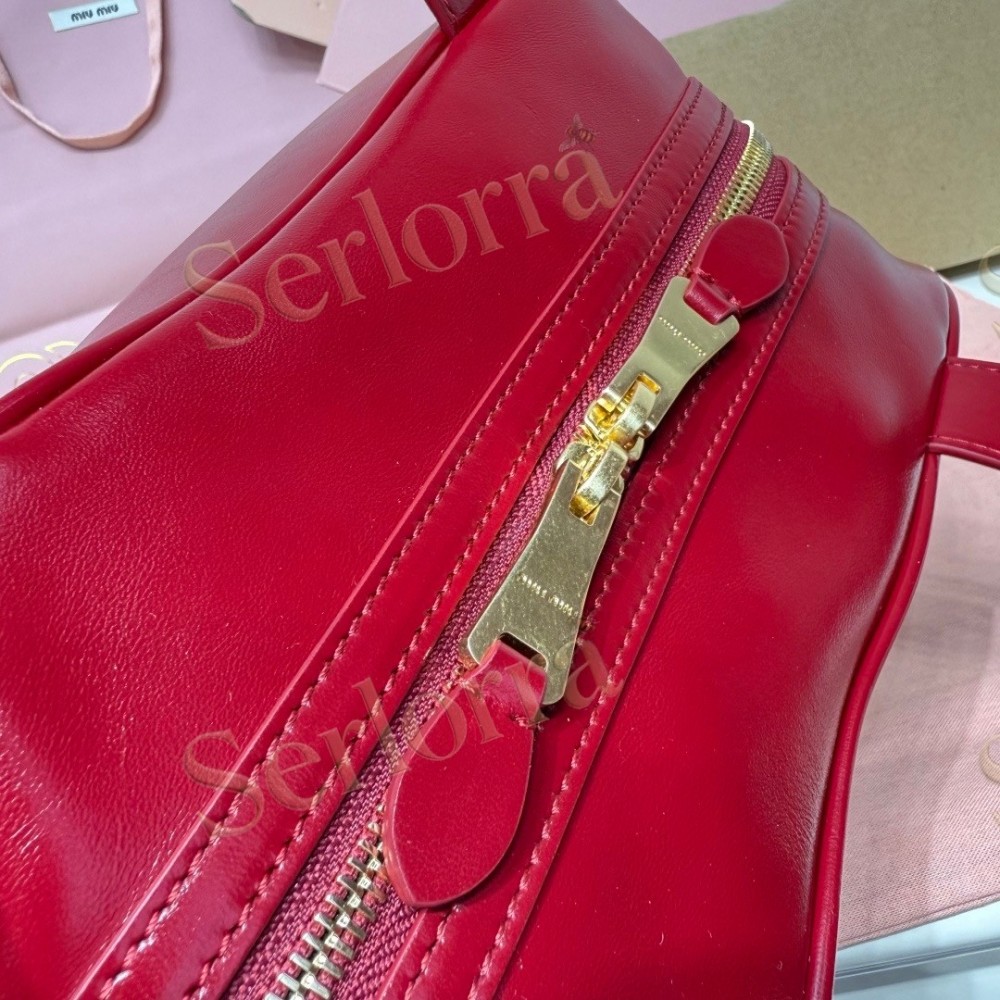 MIU MIU BAULLET LEATHER BAG