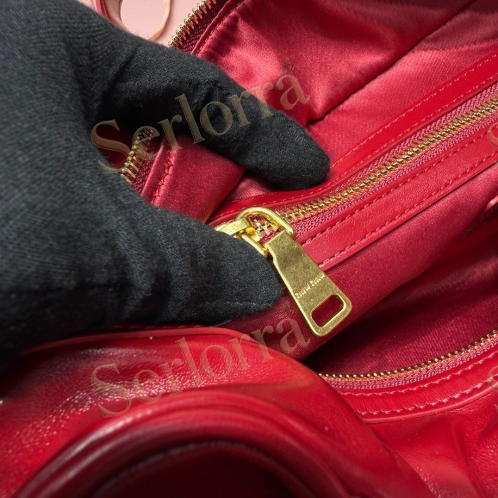 MIU MIU BAULLET LEATHER BAG