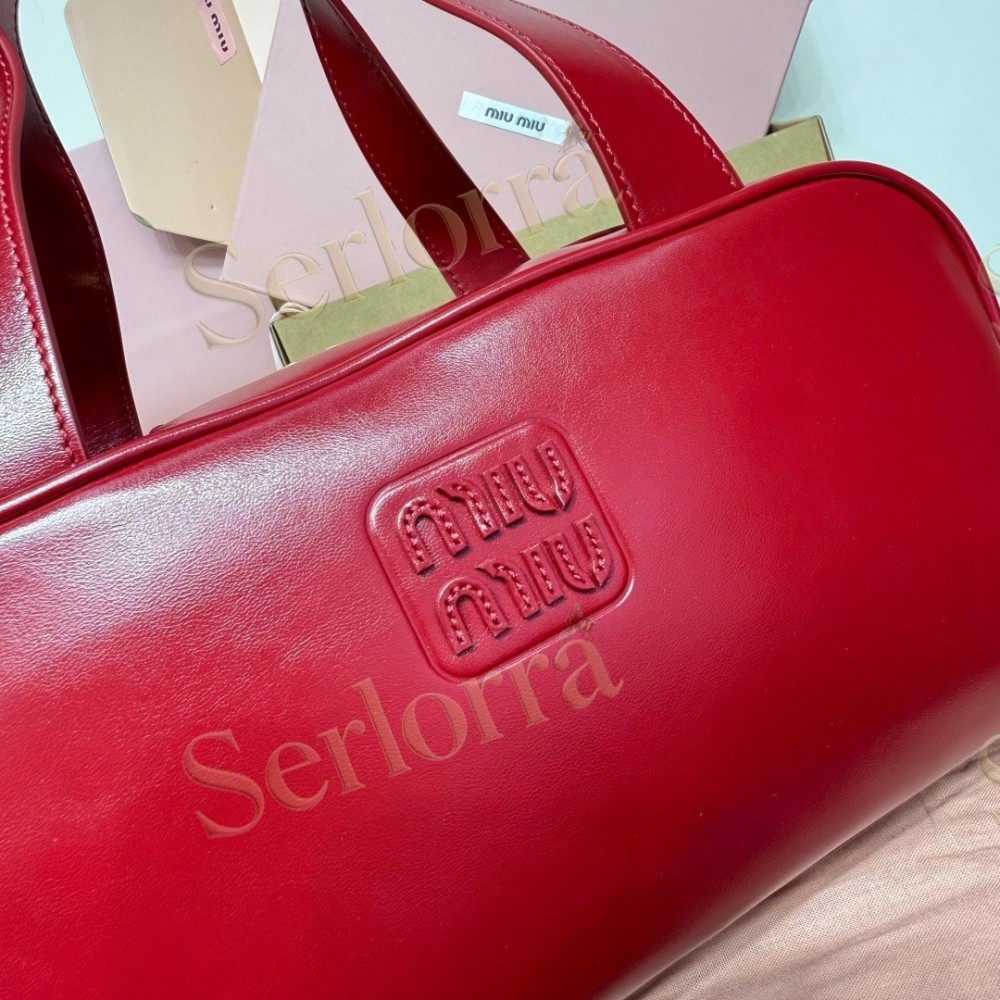 MIU MIU BAULLET LEATHER BAG