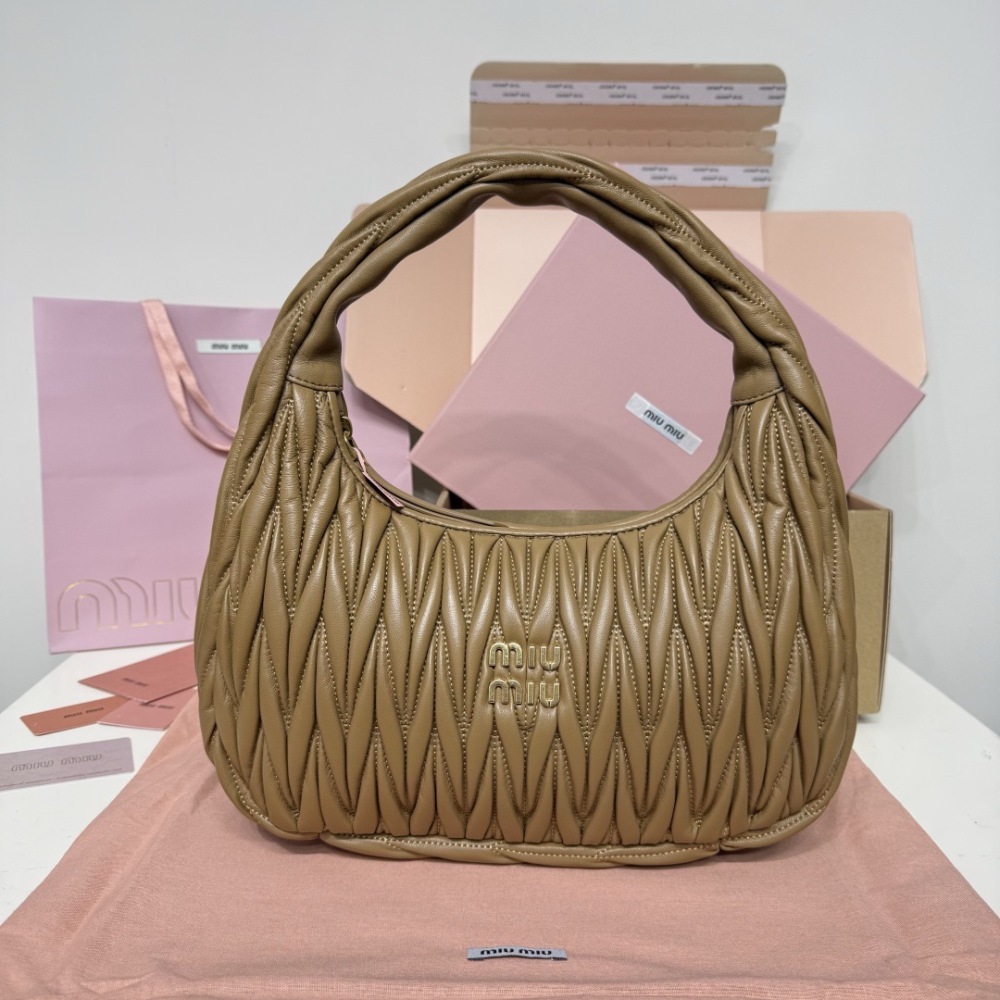 MIU MIU WANDER MATELASSÉ HOBO BAG