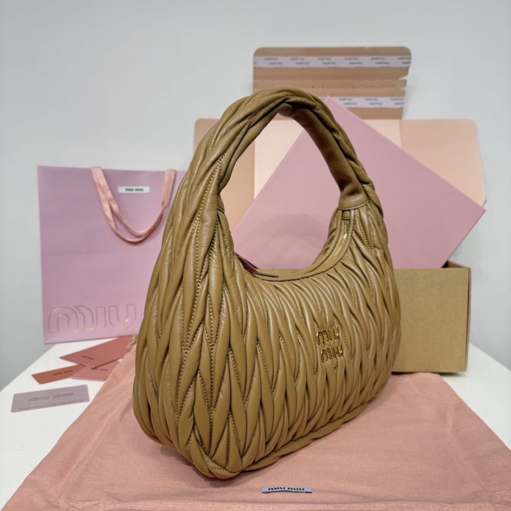 MIU MIU WANDER MATELASSÉ HOBO BAG