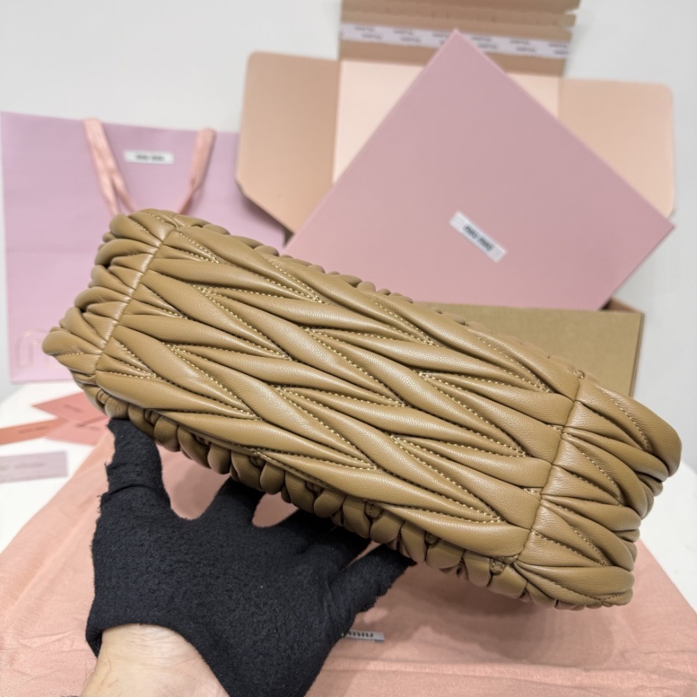 MIU MIU WANDER MATELASSÉ HOBO BAG