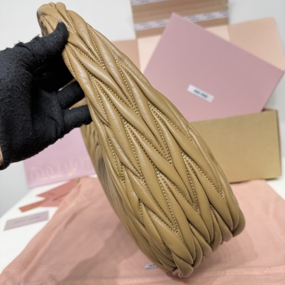 MIU MIU WANDER MATELASSÉ HOBO BAG