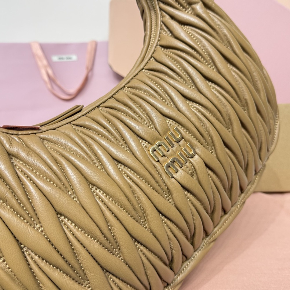 MIU MIU WANDER MATELASSÉ HOBO BAG