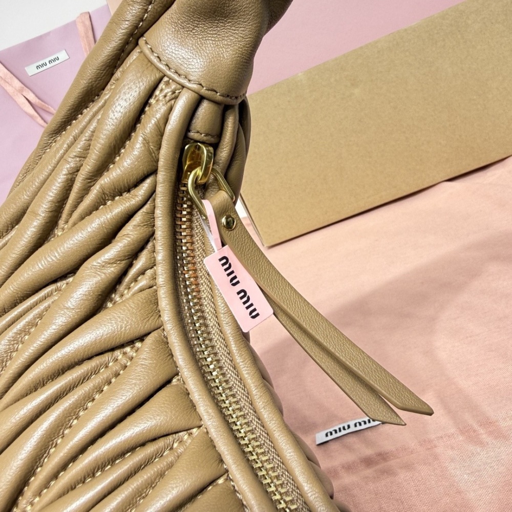 MIU MIU WANDER MATELASSÉ HOBO BAG