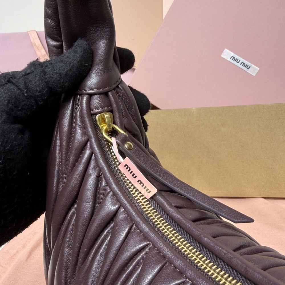 MIU MIU WANDER MATELASSÉ HOBO BAG