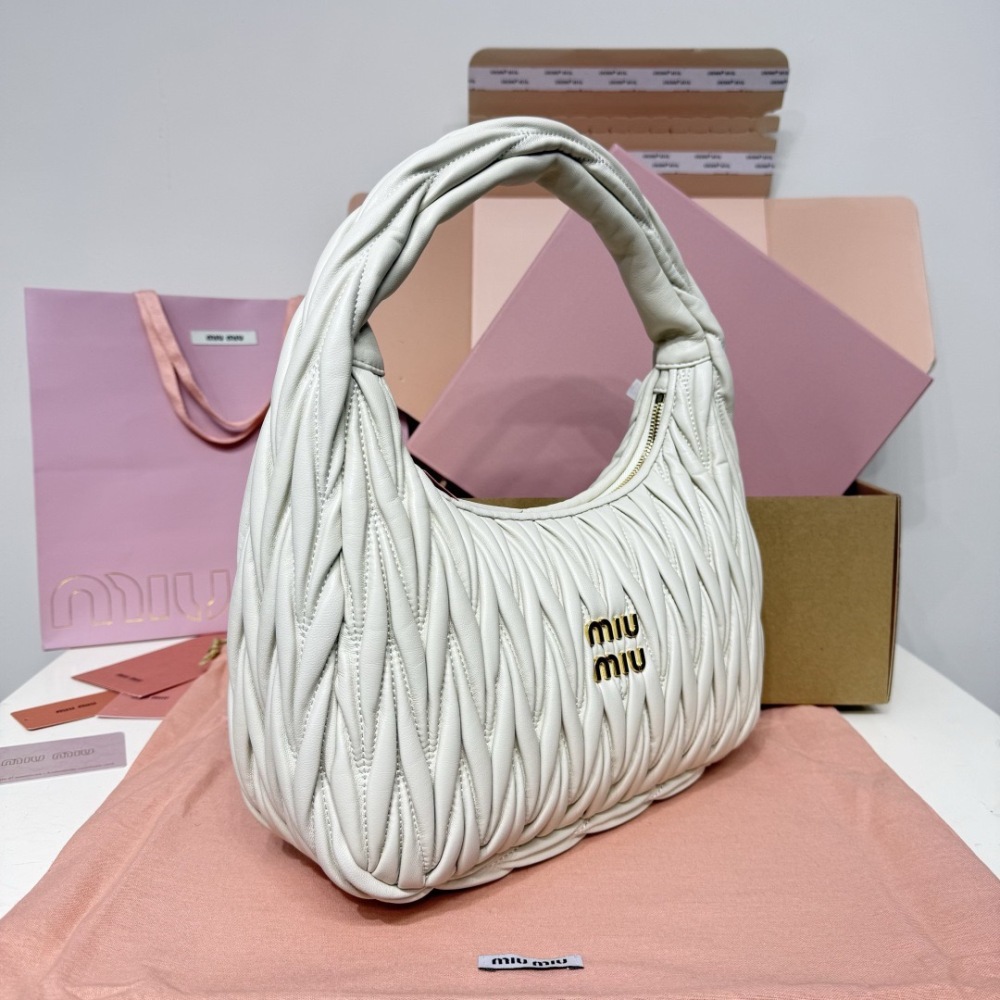 MIU MIU WANDER MATELASSÉ HOBO BAG