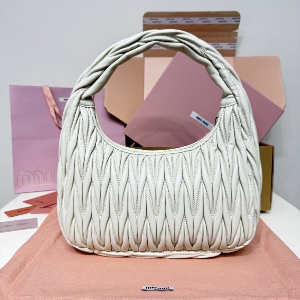 MIU MIU WANDER MATELASSÉ HOBO BAG