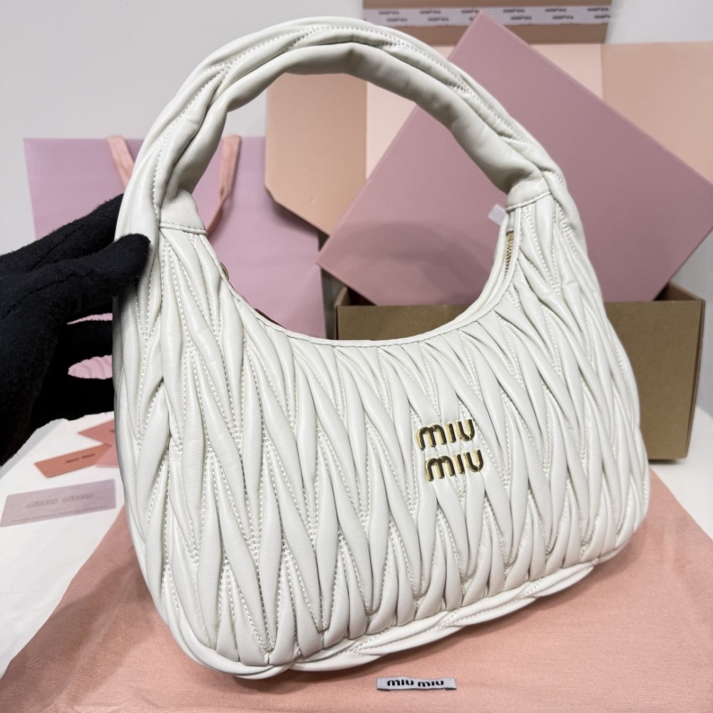 MIU MIU WANDER MATELASSÉ HOBO BAG