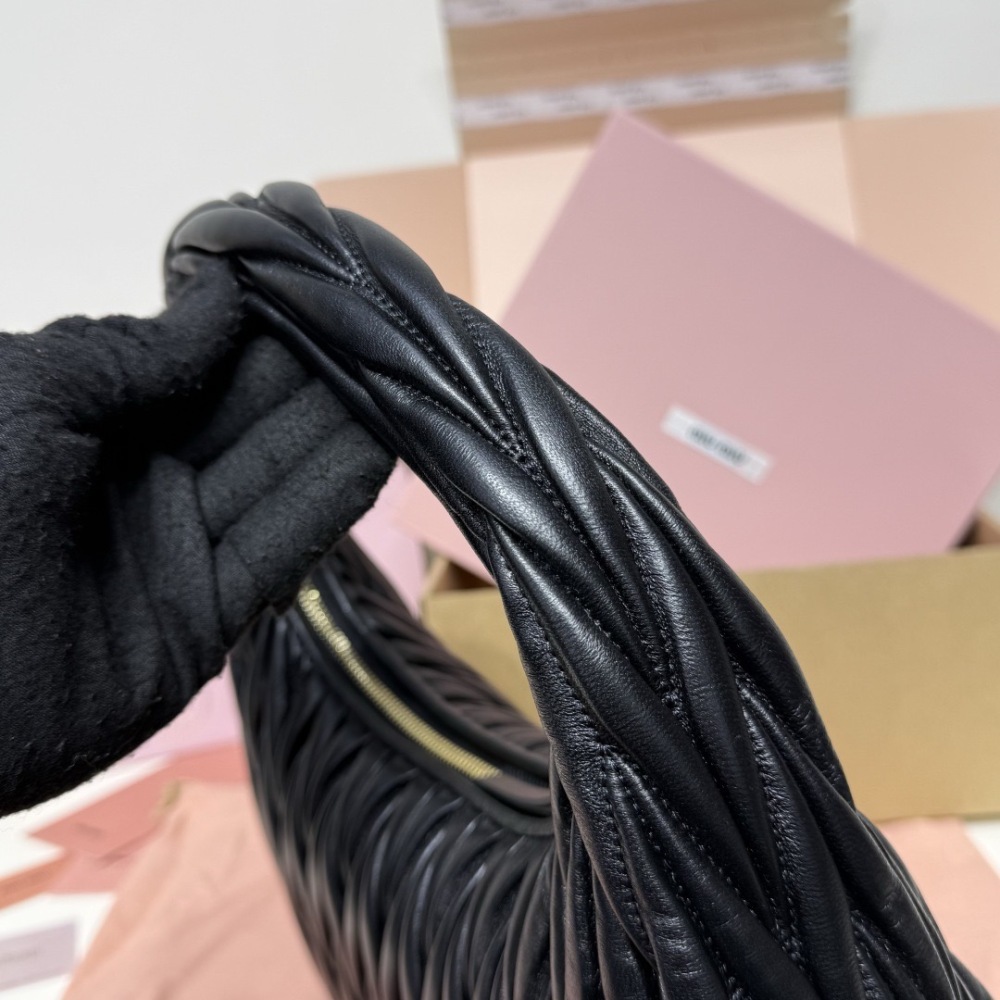 MIU MIU WANDER MATELASSÉ HOBO BAG