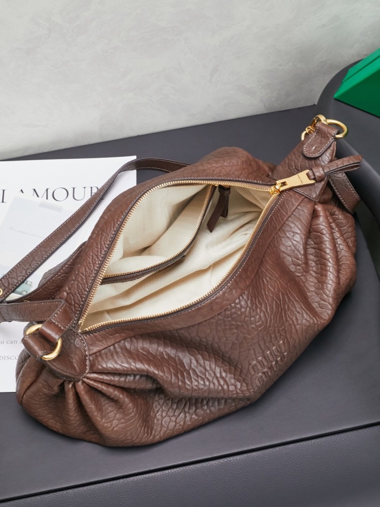MIU MIU LEATHER BAG