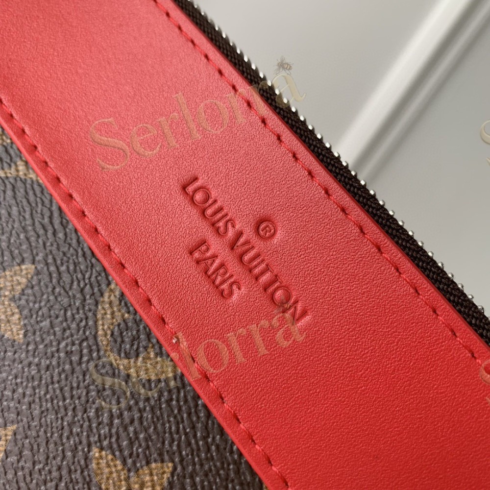 LOUIS VUITTON POCHETTE VOYAGE SOUPLE