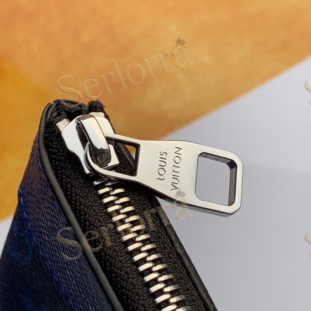 LOUIS VUITTON POCHETTE APOLLO
