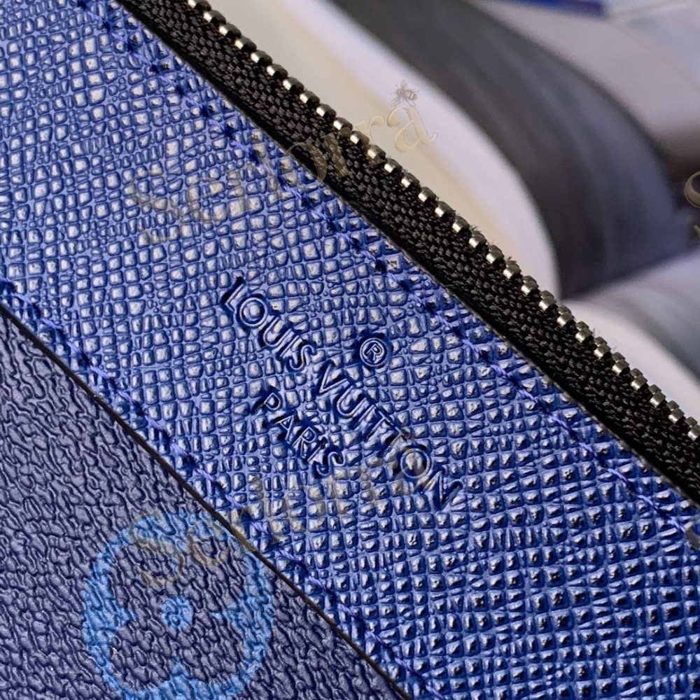LOUIS VUITTON POCHETTE APOLLO