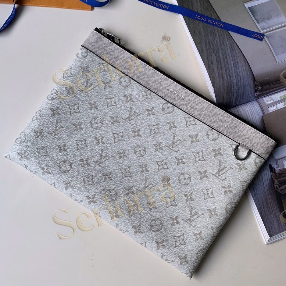 LOUIS VUITTON POCHETTE APOLLO