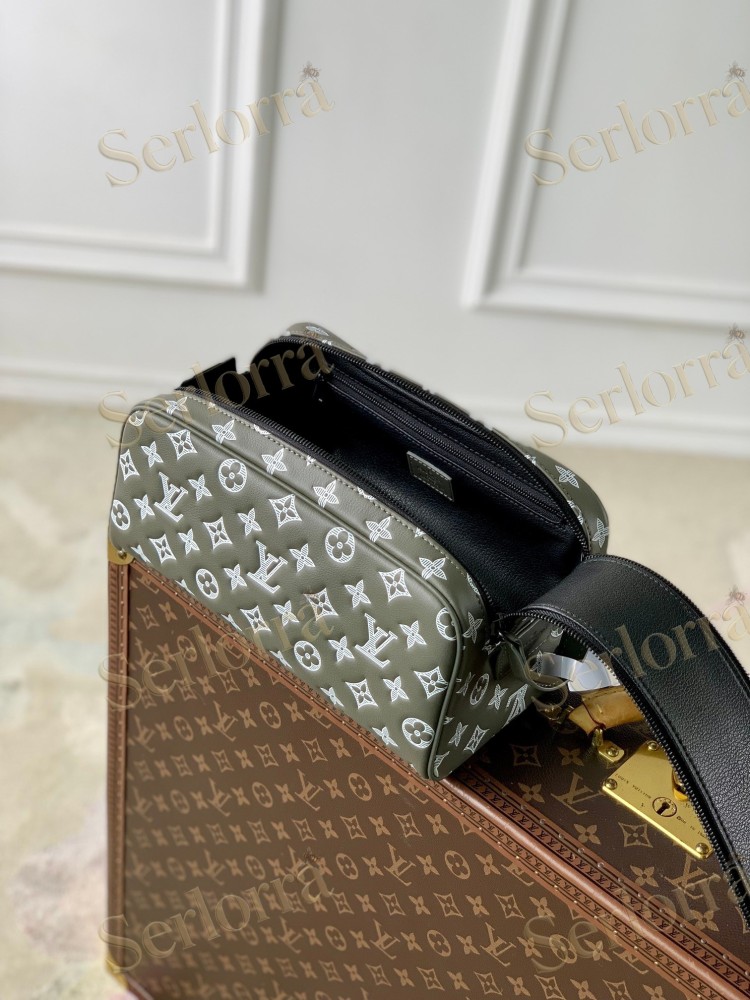 LOUIS VUITTON DOPP KIT
