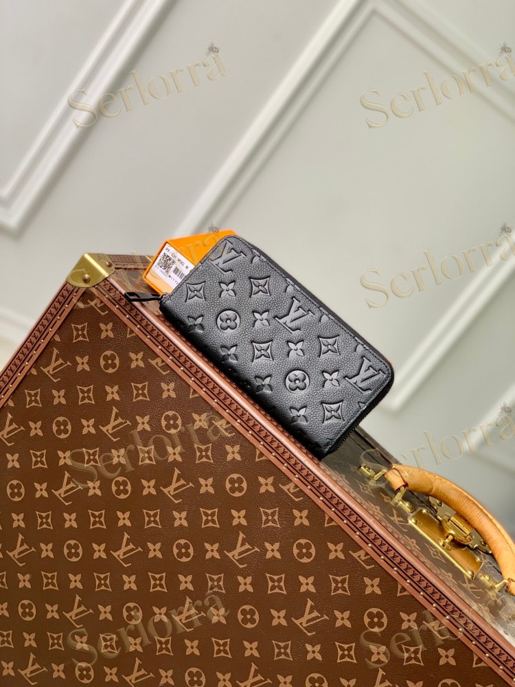 LOUIS VUITTON ZIPPY WALLET
